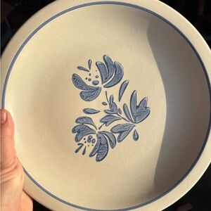 Pfaltzgraff Yorktown Dinner Plated - set of 8